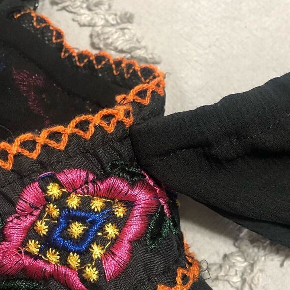 PAPER Crane off the shoulder crop top size S/M - Picture 4 of 12